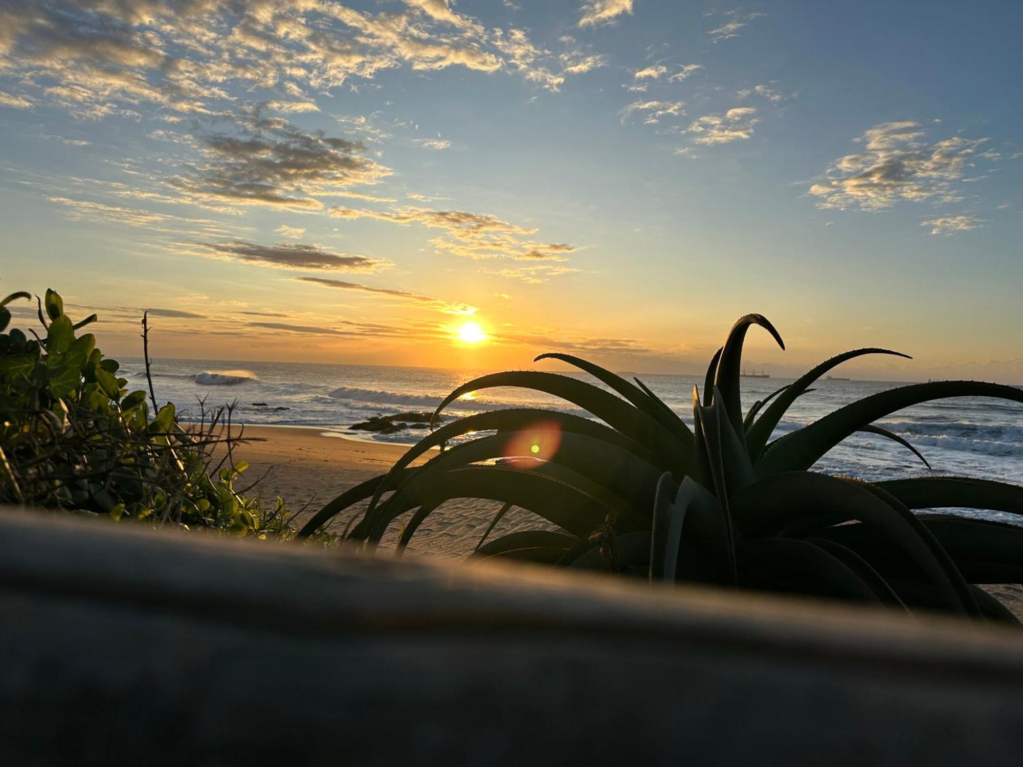 Umdloti Holiday Resort Apartment 514 - Amazing Breaker & Ocean Views Экстерьер фото