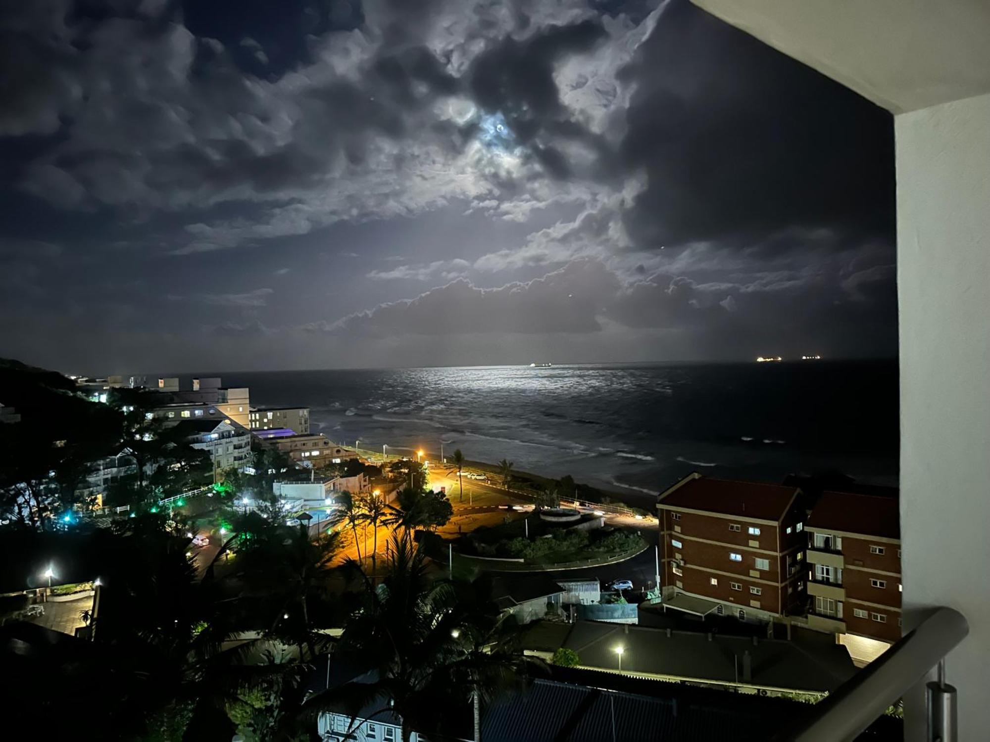 Umdloti Holiday Resort Apartment 514 - Amazing Breaker & Ocean Views Экстерьер фото